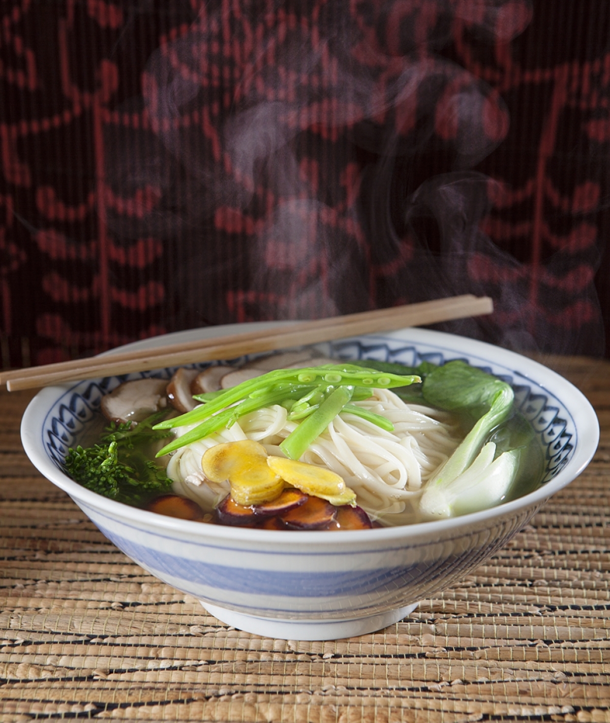 Order Vegetable Udon Soup food online from Lian's Kitchen store, Garfield on bringmethat.com