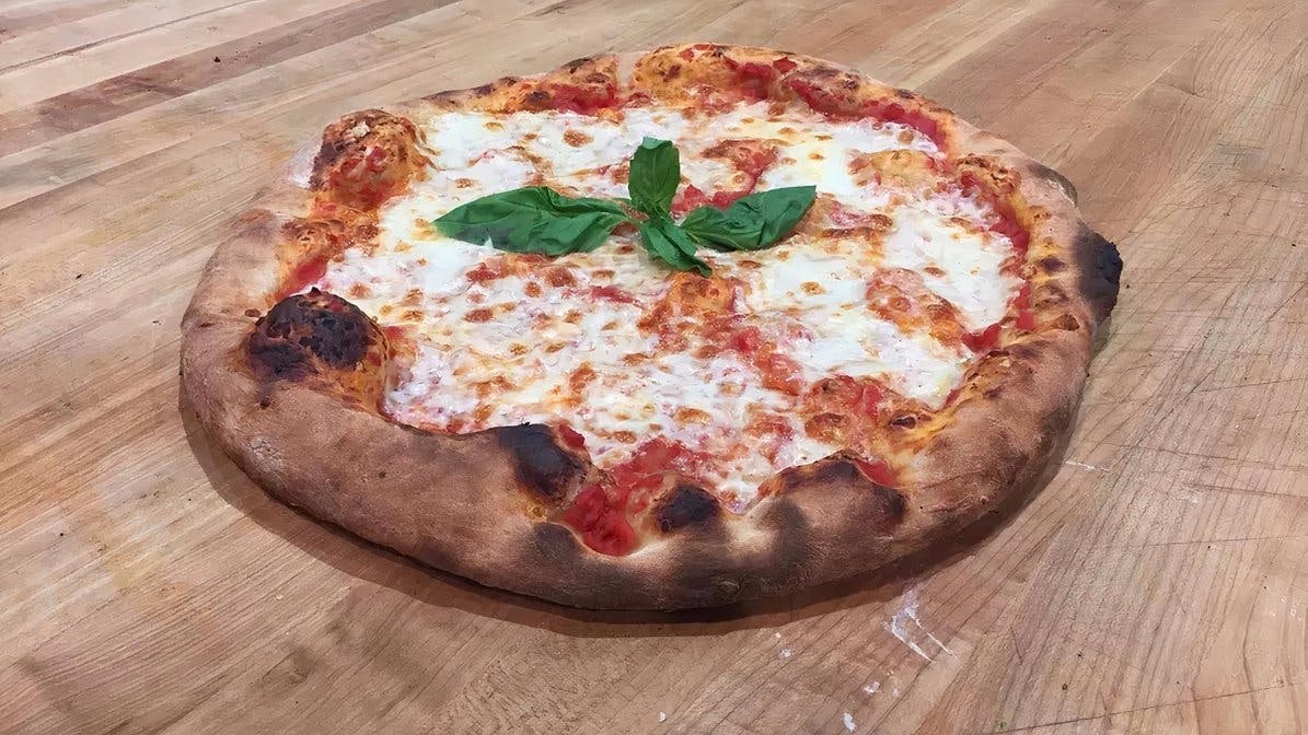 Order Margherita Pizza - 12" food online from Bitcoin Pizza store, Berkeley on bringmethat.com