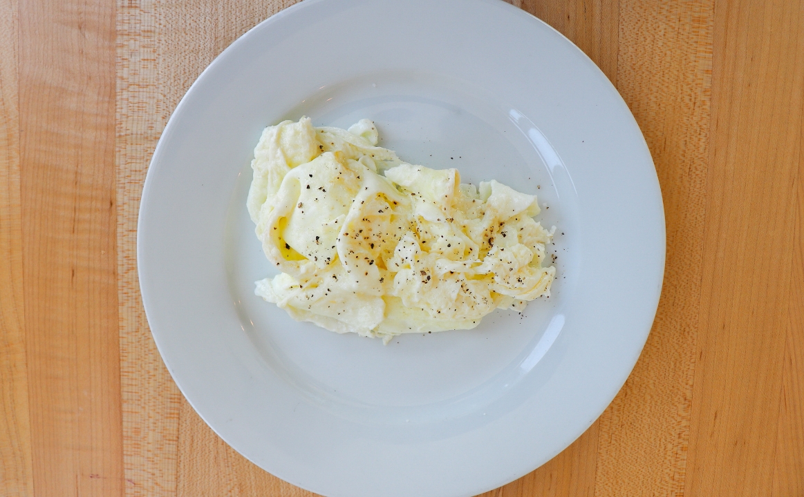 Order Egg Whites food online from Huckleberry Caf紬ホゥ & Bakery store, Santa Monica on bringmethat.com