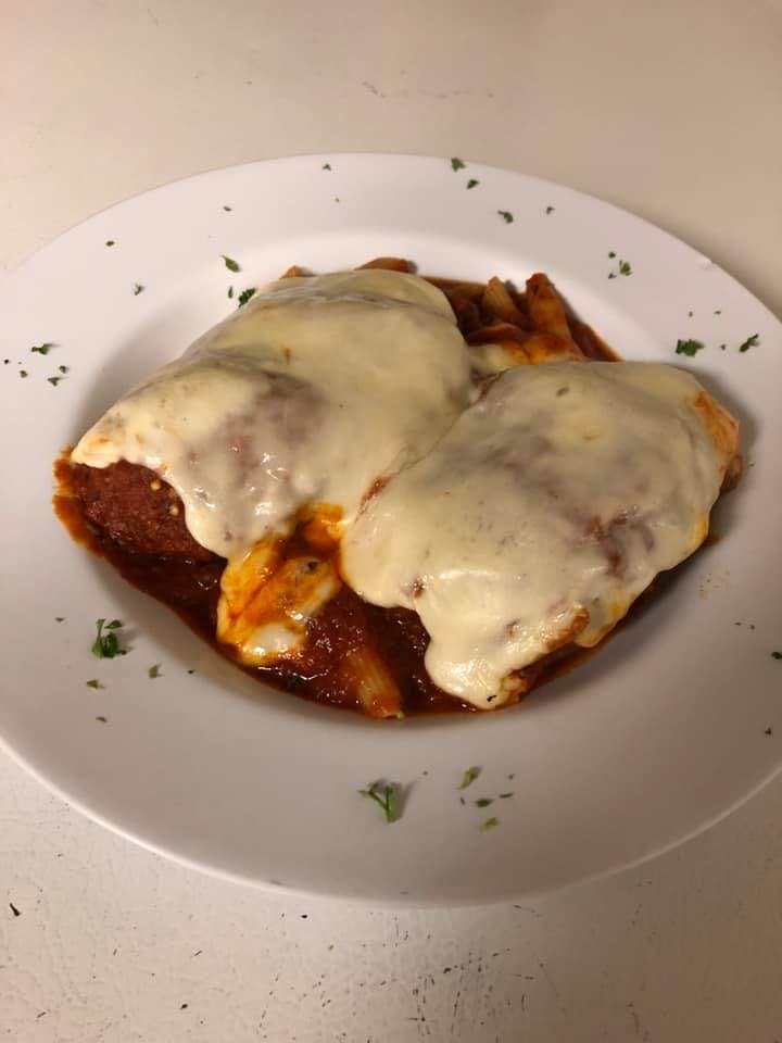 Order Chicken Parmigiana - Entree food online from Joes Pizza store, Chicago on bringmethat.com