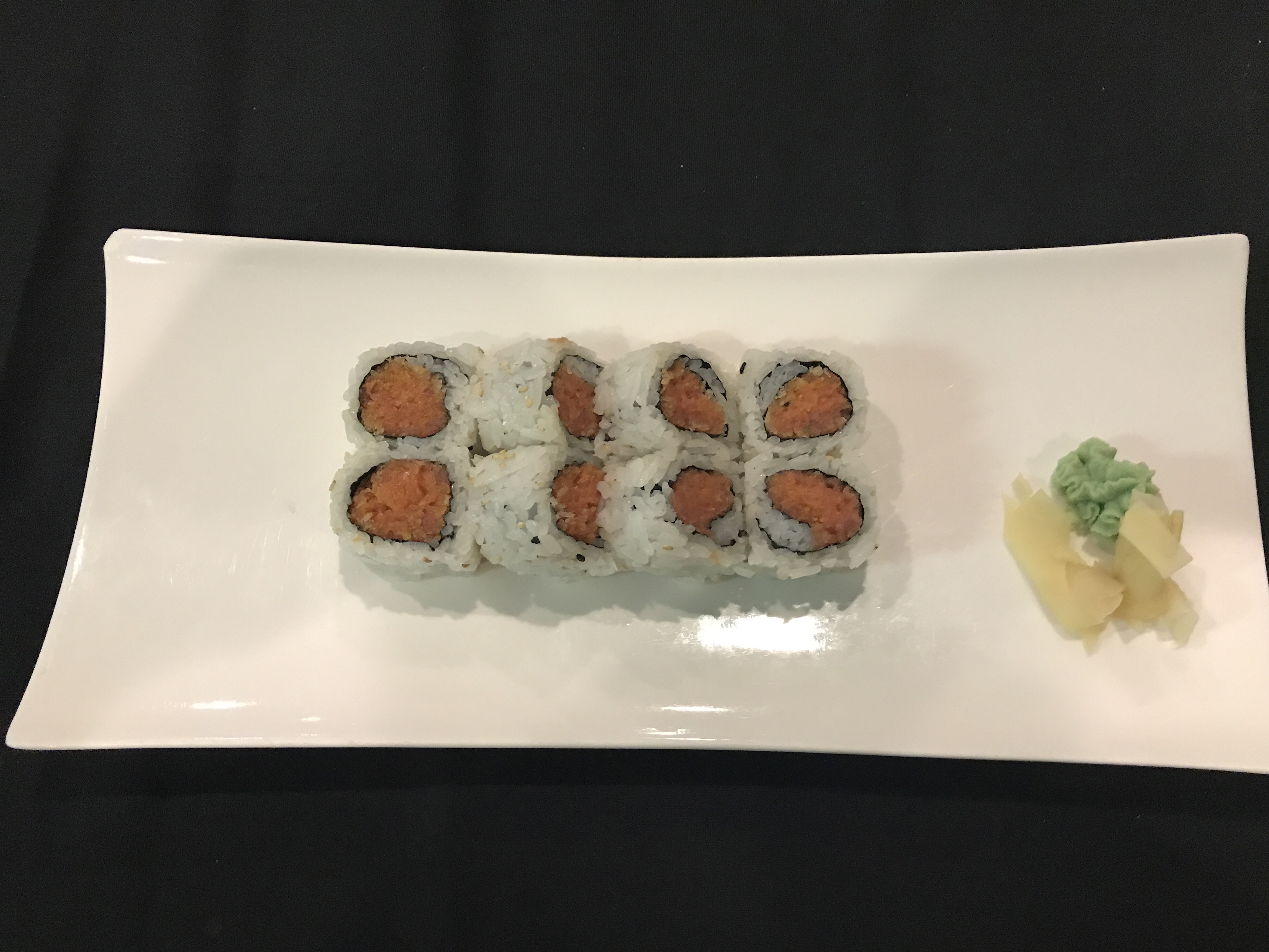 Order Spicy Tuna Roll food online from Hunan Fusion store, Omaha on bringmethat.com