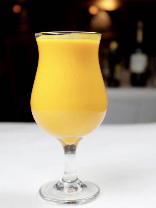 Order Mango Lassi food online from Chicago Curry House store, Chicago on bringmethat.com