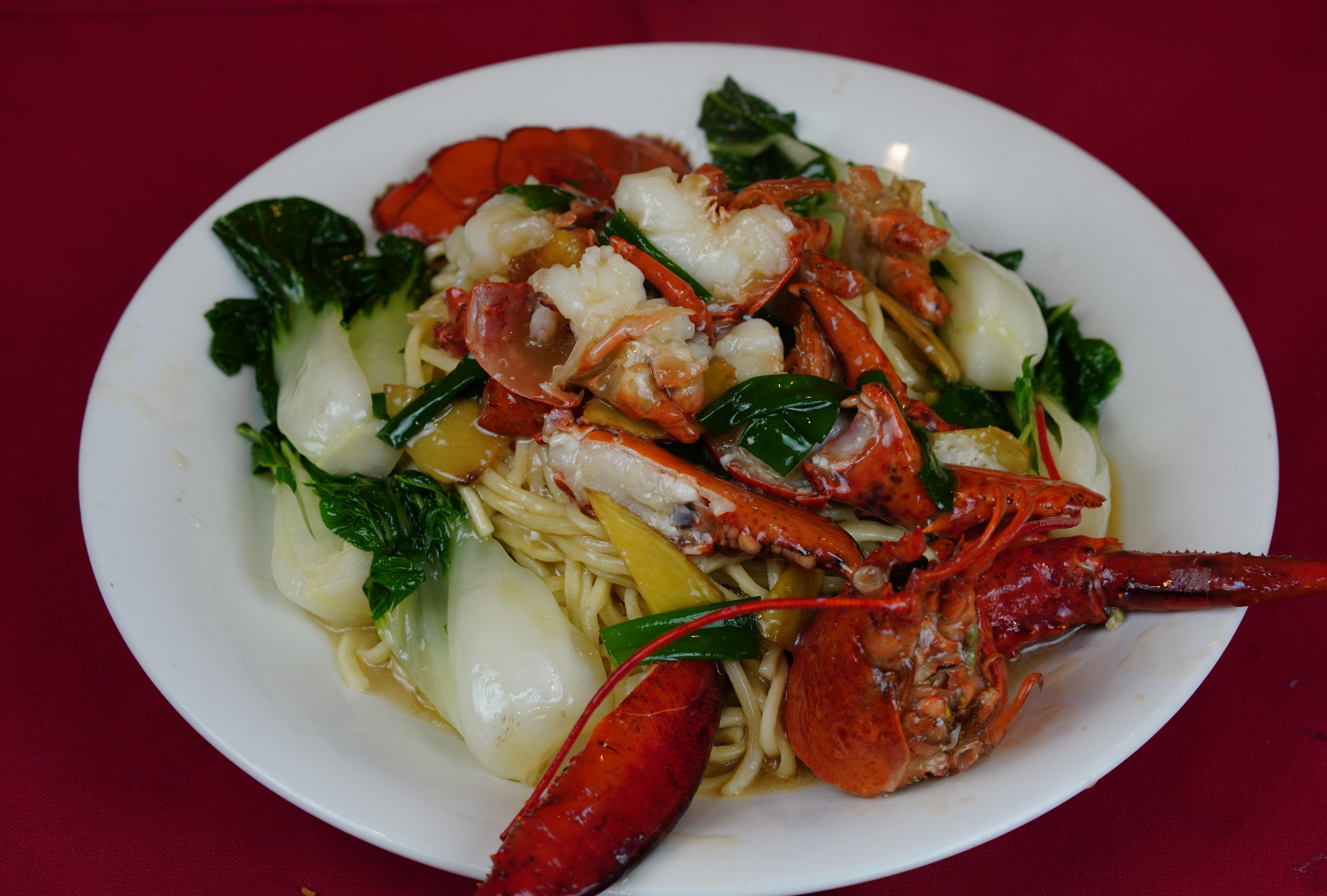 Order Lobster Lo E- Noodle 龙虾伊面 food online from Golden Coast store, San Francisco on bringmethat.com