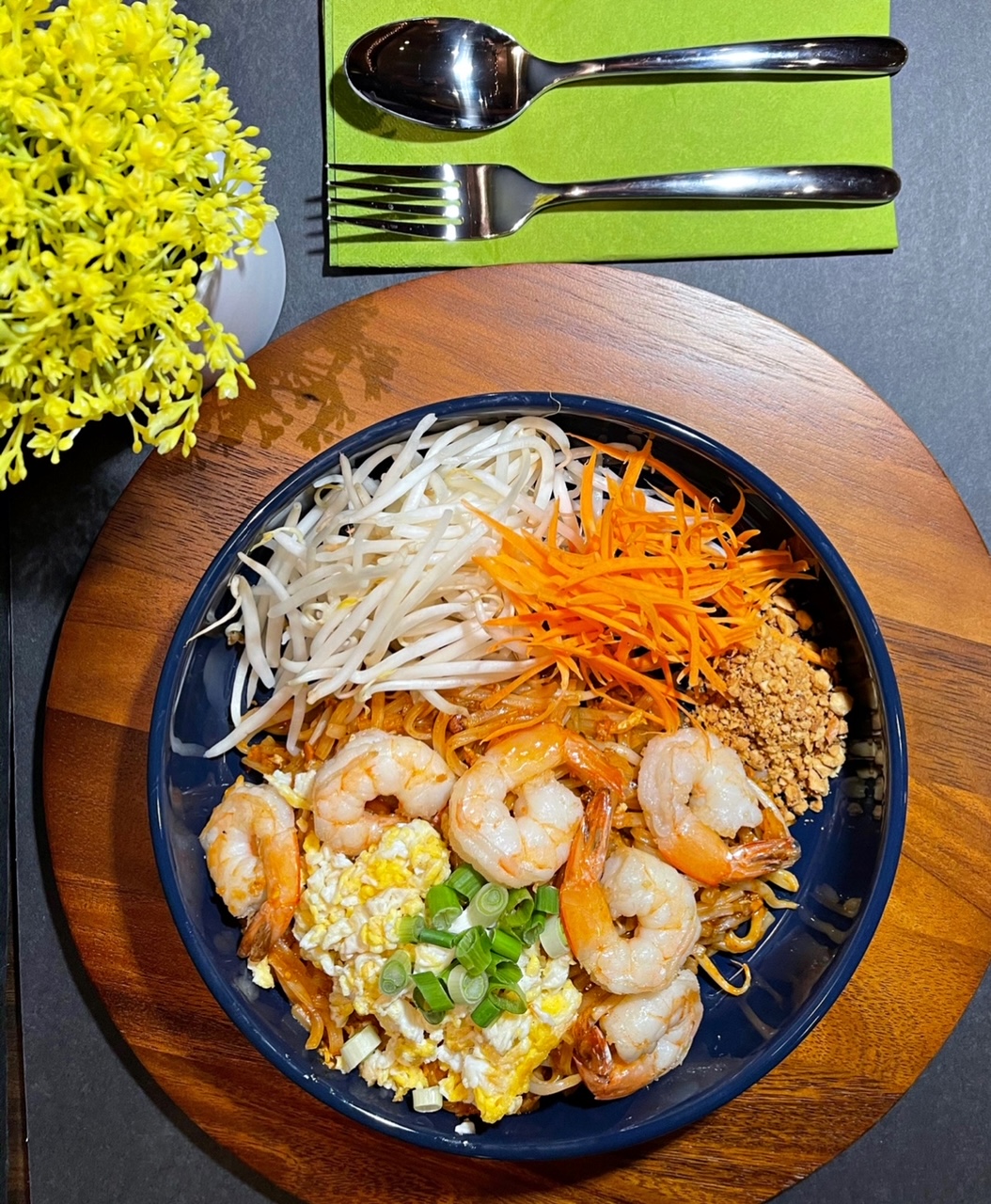 Order Pad Thai Noodles food online from Thai Woodinville store, Woodinville on bringmethat.com