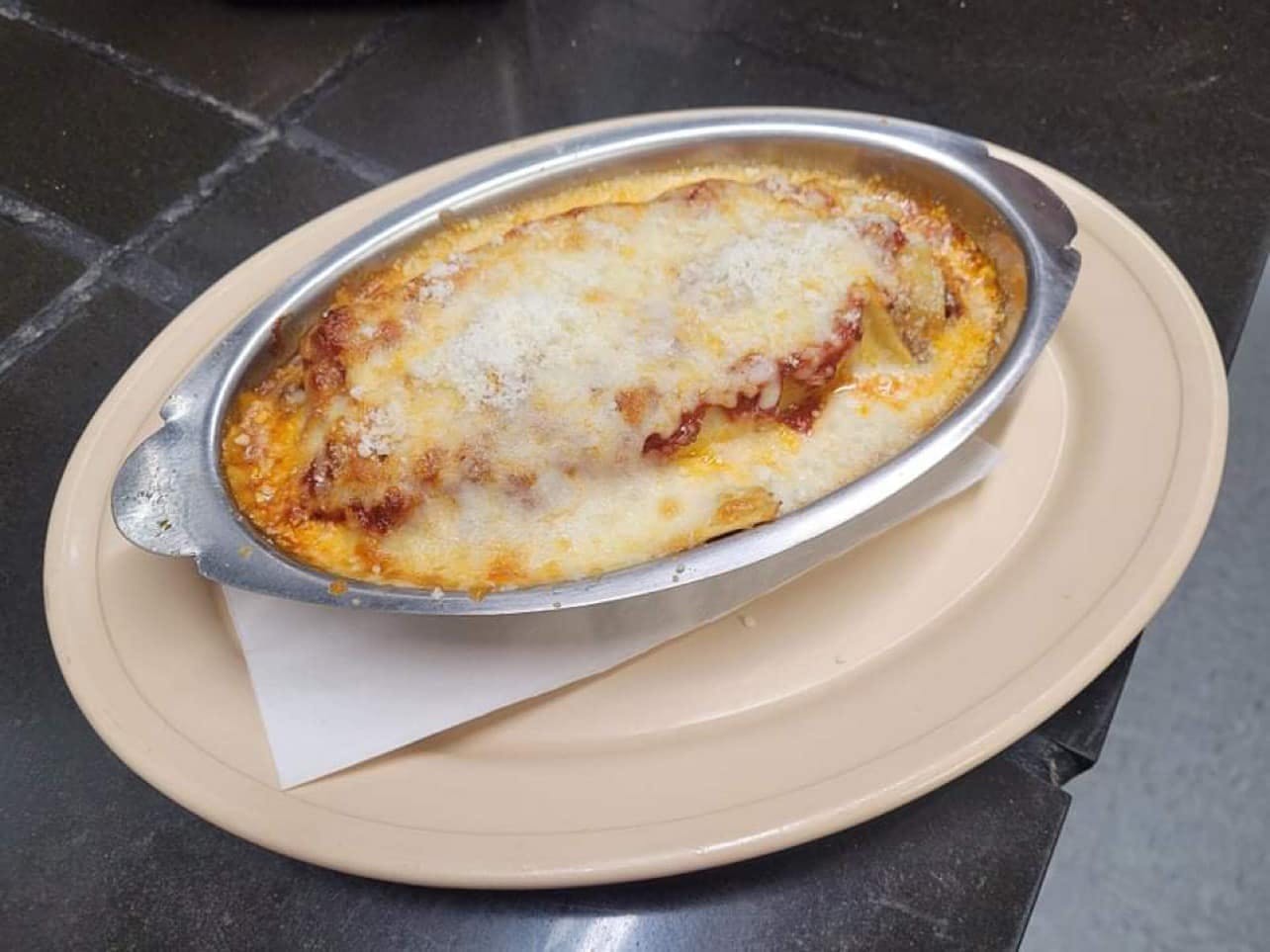 Order Lasagna - Pasta food online from American Pie Pizzeria store, Hagerstown on bringmethat.com