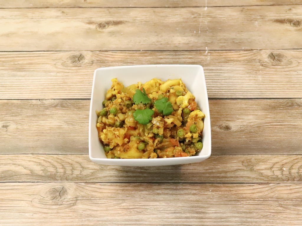 Order Aloo Gobhi food online from Moon Indian Cuisine store, Brookhaven on bringmethat.com