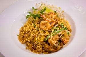 Order N4 Pad Thai Noodle food online from Saigon Cafe store, Buford on bringmethat.com