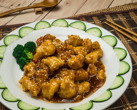 Order Sesame Chicken food online from Egg Rolls Chinese Cafe store, Houston on bringmethat.com