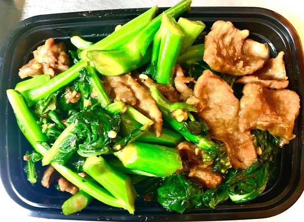 Order Chinese Broccoli Beef food online from Mandarin House store, San Francisco on bringmethat.com