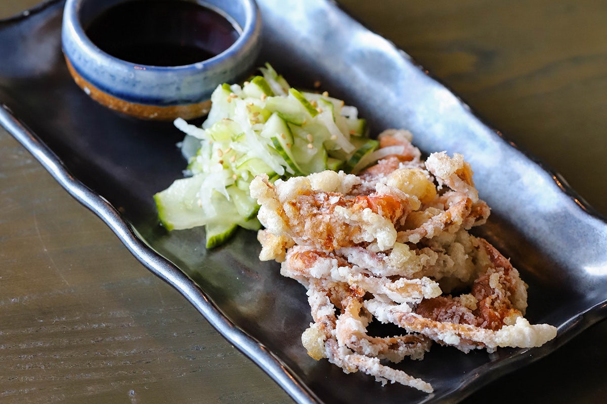 Order DIPPING CRAB food online from Blue Sushi Sake Grill store, Lincoln on bringmethat.com
