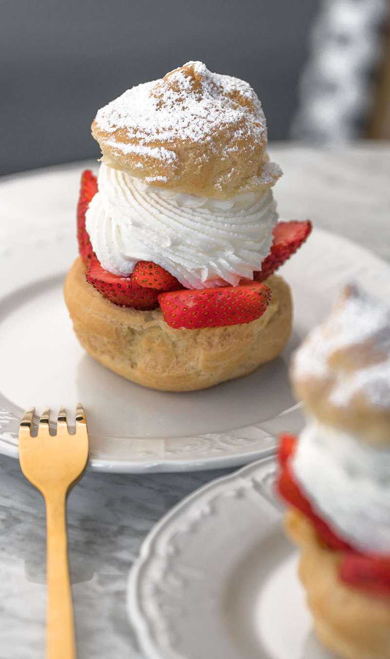 Order Strawberry Cream Puff food online from Le Paris Brest Cafe store, Las Vegas on bringmethat.com