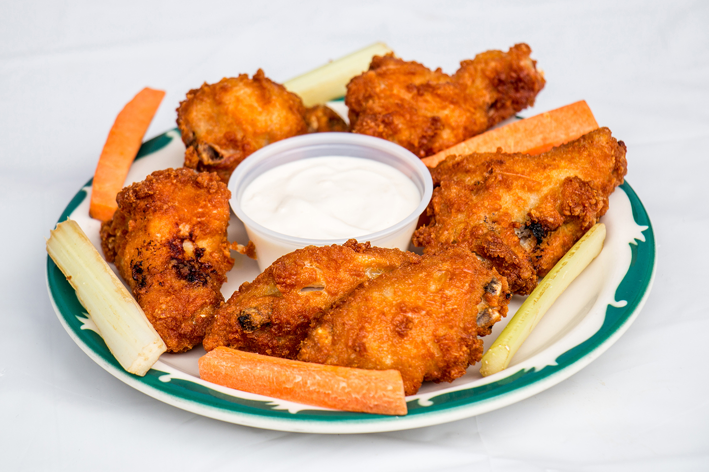 Order Chicken Wings food online from Romano Pizza store, Weehawken on bringmethat.com