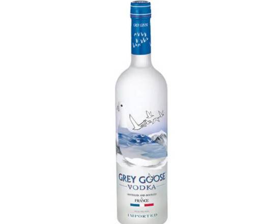 Order Grey Goose, 750mL vodka (40.0% ABV) food online from Windy City Liquor Market store, El Cajon on bringmethat.com