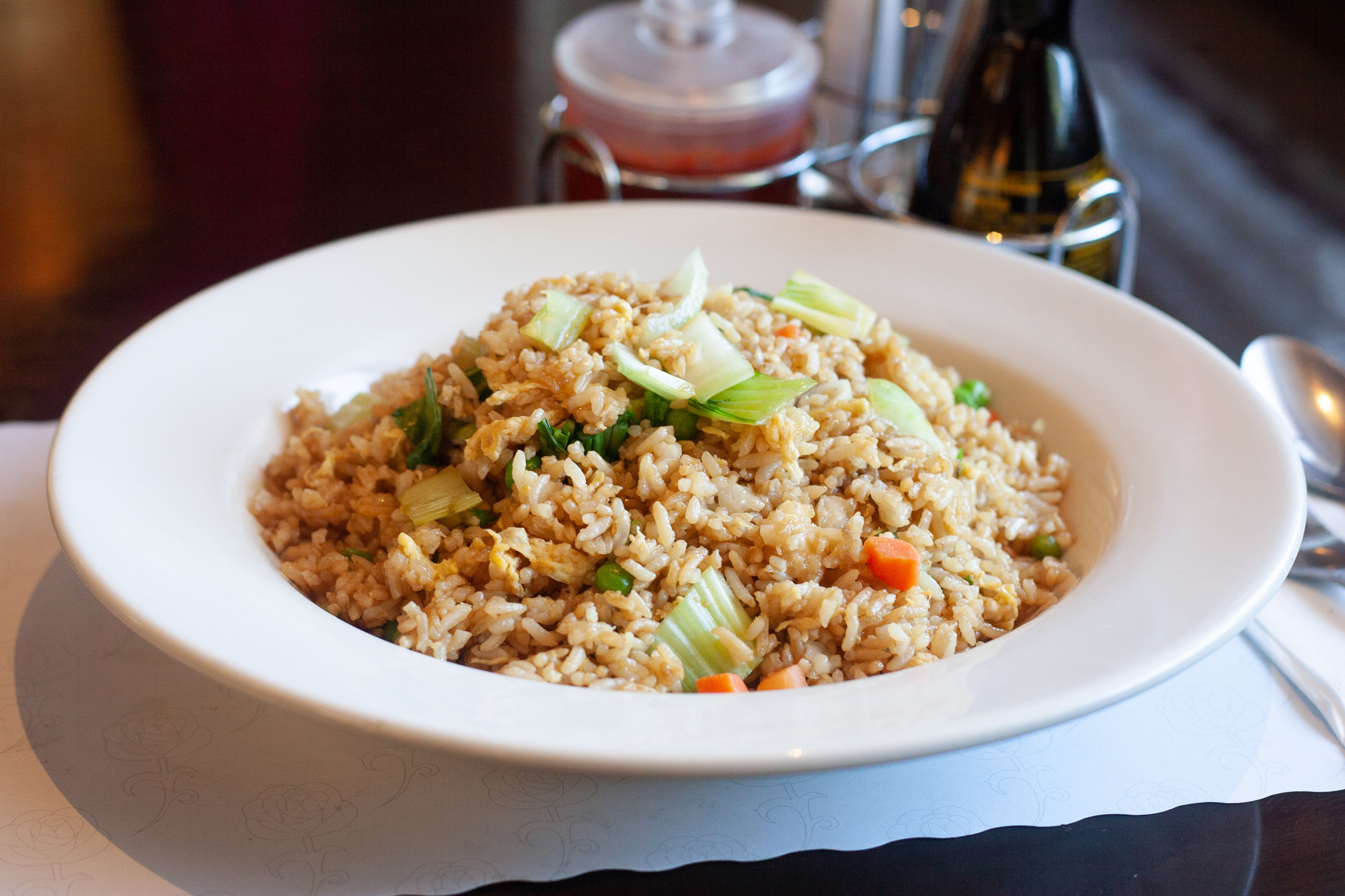 Order Vegetable Fried Rice food online from Ginger Cafe store, Gilroy on bringmethat.com