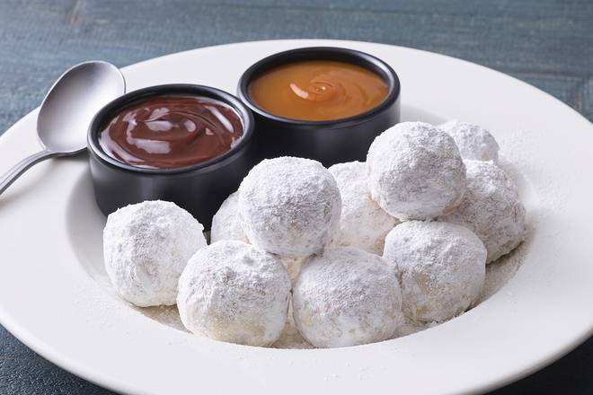 Order Sugar Dusted Donut Dippers food online from Applebee's Grill + Bar store, Anchorage on bringmethat.com