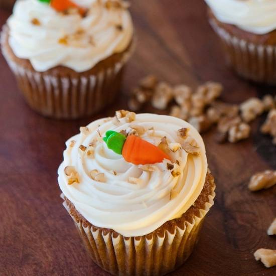 Order Bugsy’s Carrot Cupcakes Set of 6 food online from Sweet Things store, San Francisco on bringmethat.com