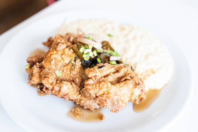 Order -Fried Chicken & Grits- food online from Phoebe's Diner store, Austin on bringmethat.com