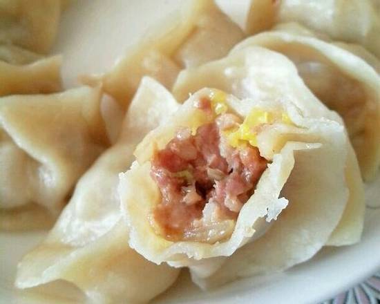 Order C4. Boiled Pork and Chinese Cabbage Dumplings 白菜猪肉水饺 food online from Northern Cafe store, Hacienda Heights on bringmethat.com