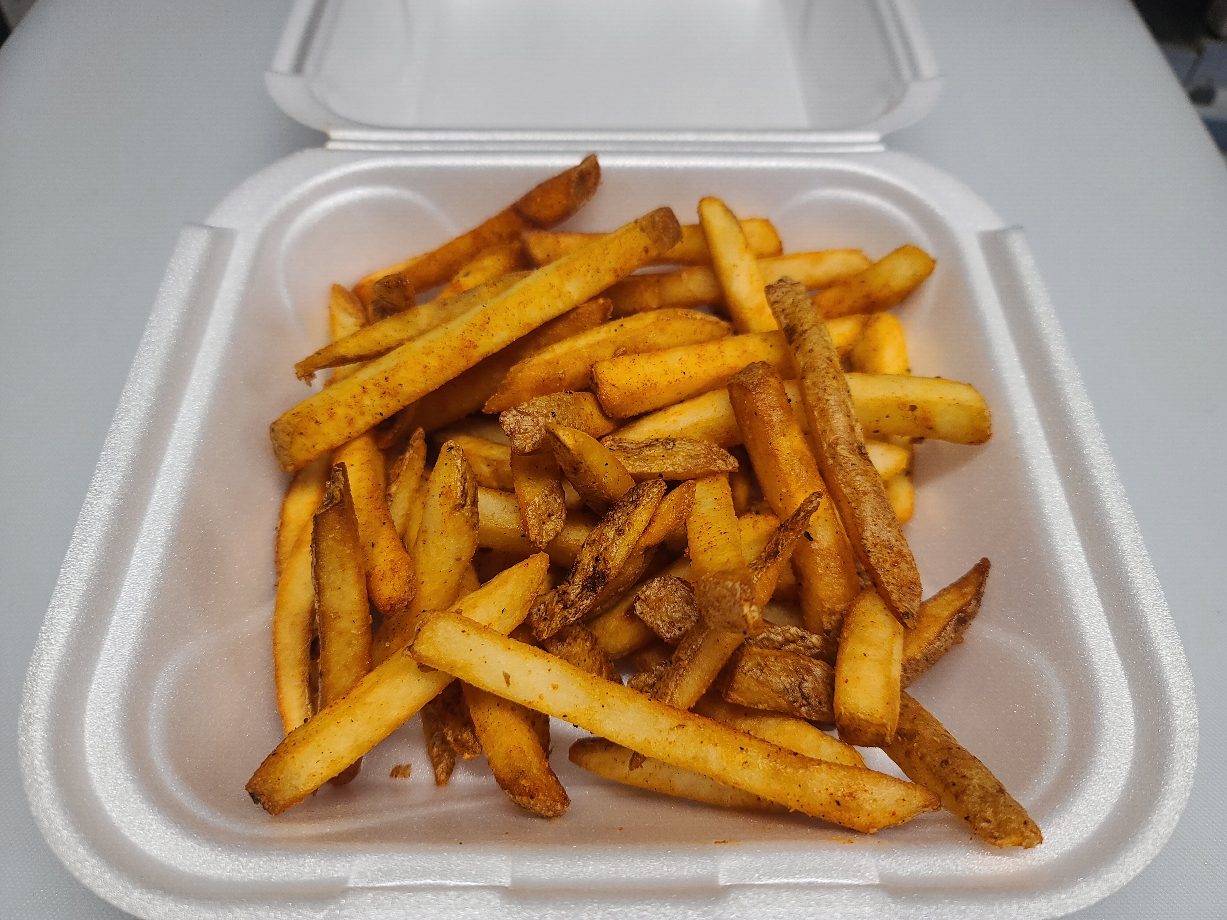 Order Small Fries food online from Real Deal Grill store, Delaware on bringmethat.com