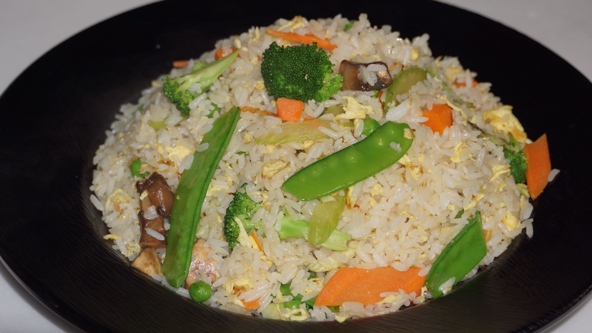 Order 91. Fried Rice food online from Mandarin Chinese Cuisine store, Covina on bringmethat.com