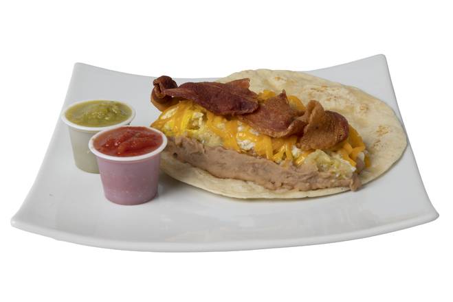 Order Sencillo Signature Breakfast Taco  food online from Lonestar Market Gulf store, Houston on bringmethat.com