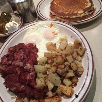 Order Corned Beef Hash & Eggs food online from Neal Coffee Shop store, San Mateo on bringmethat.com