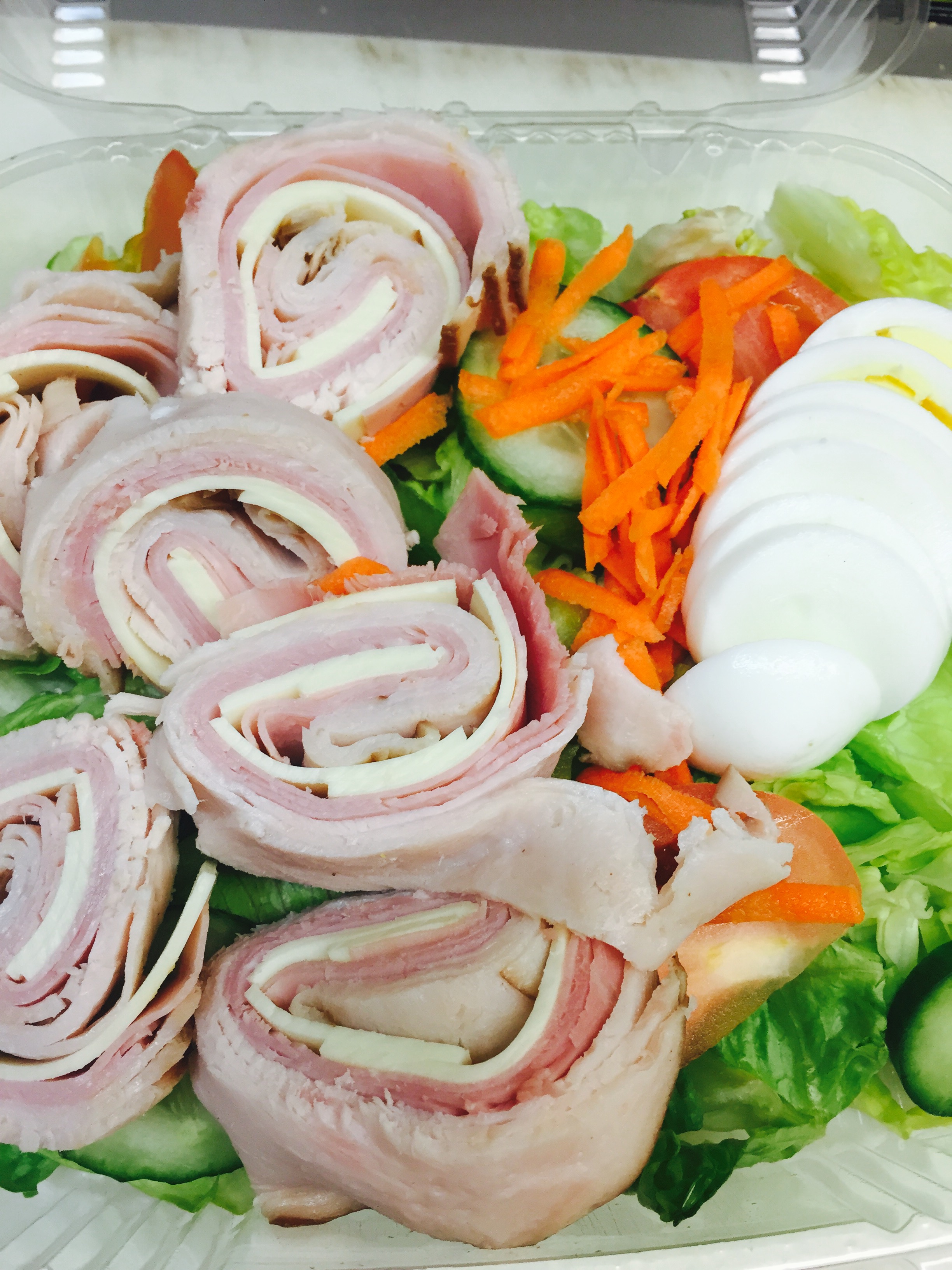 Order Chef Salad food online from Pizza Etc store, Haverhill on bringmethat.com