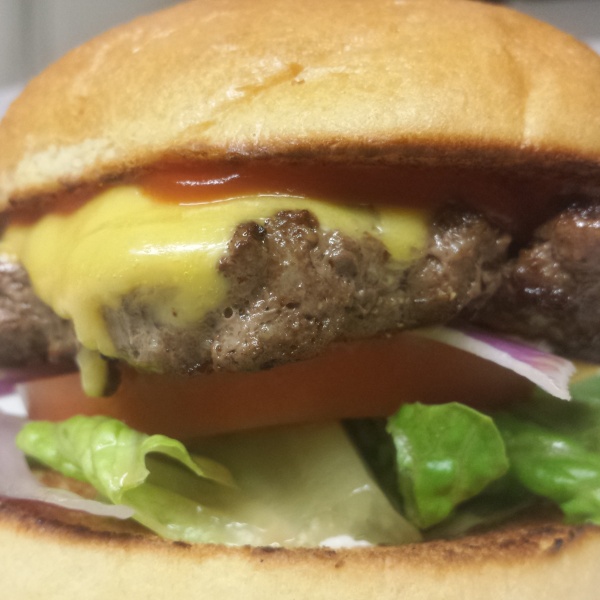 Order Cheeseburger food online from Pizza 7 store, Saratoga Springs on bringmethat.com