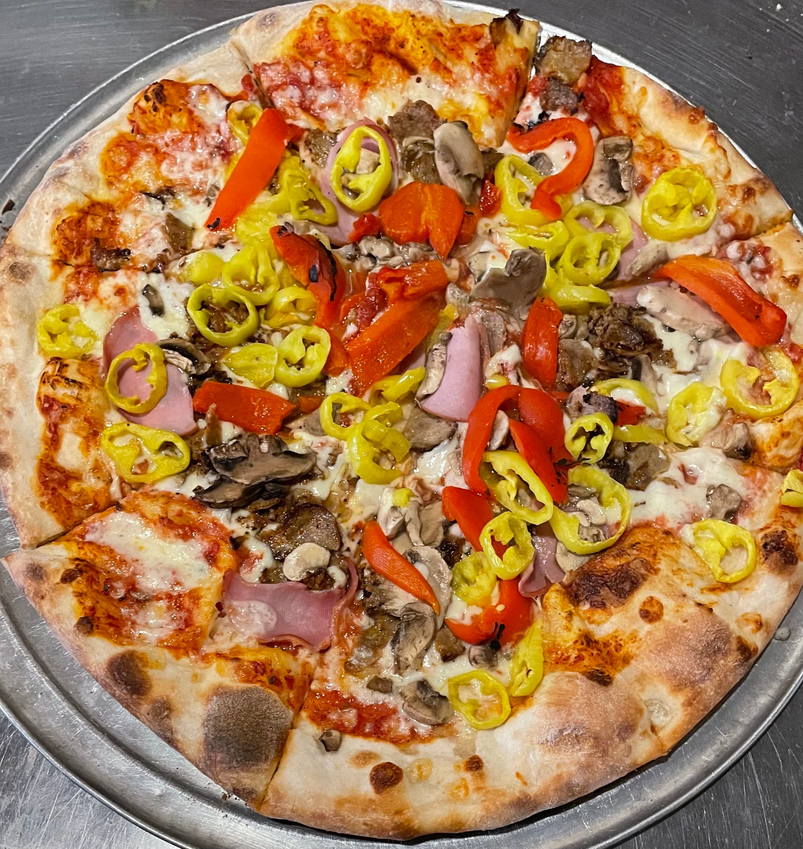 Order Spicy Canadian Pizza - Personal 10" food online from Brooklyn Pizza & Pasta store, Cincinnati on bringmethat.com
