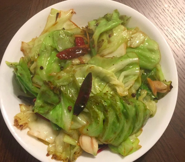 Order 46. Sauteed Cabbage with Red Pepper/手撕包菜 food online from Hop Woo store, Los Angeles on bringmethat.com