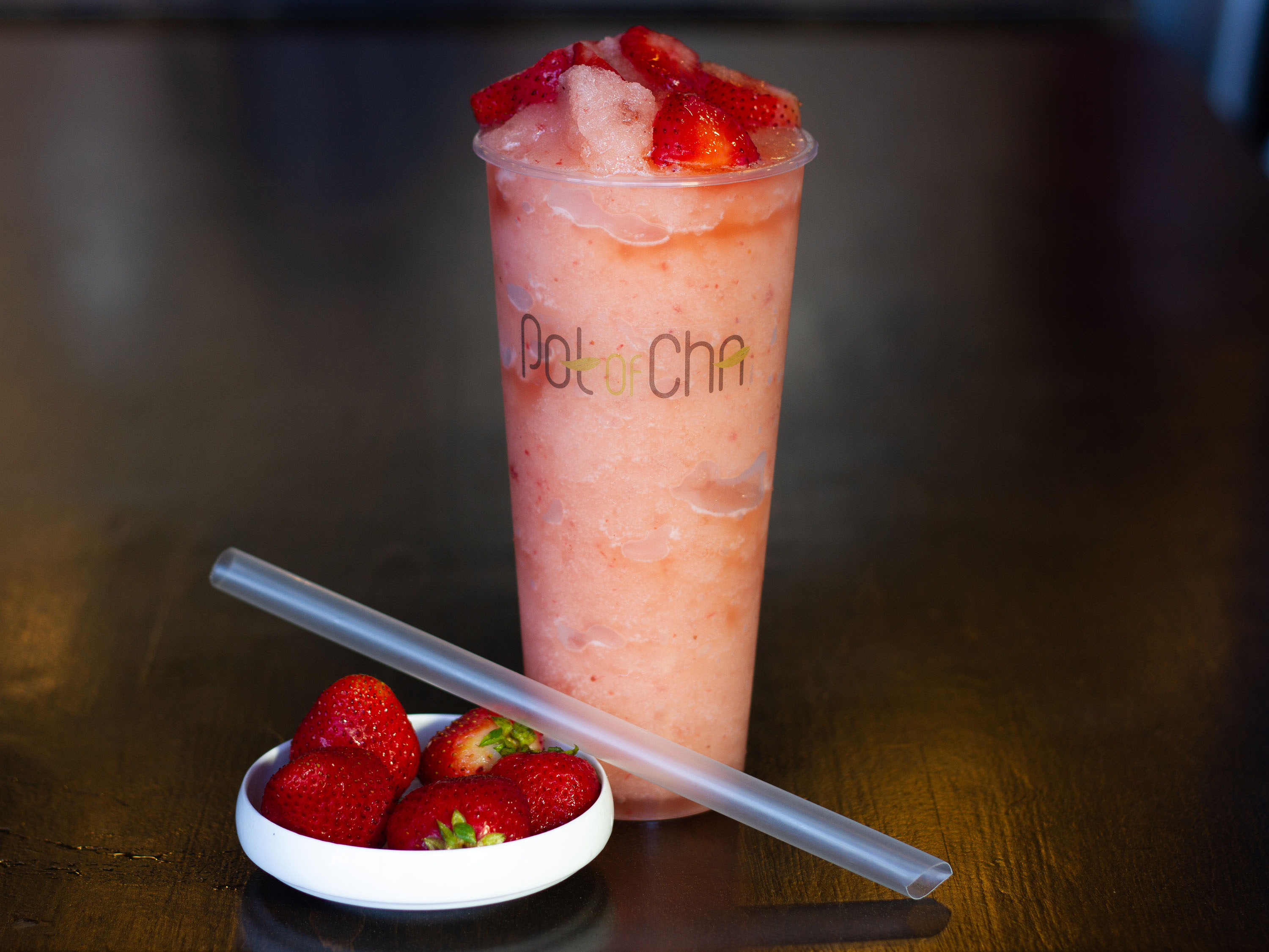 Order Strawberry Ice Blended food online from Pot Of Cha store, Los Angeles on bringmethat.com