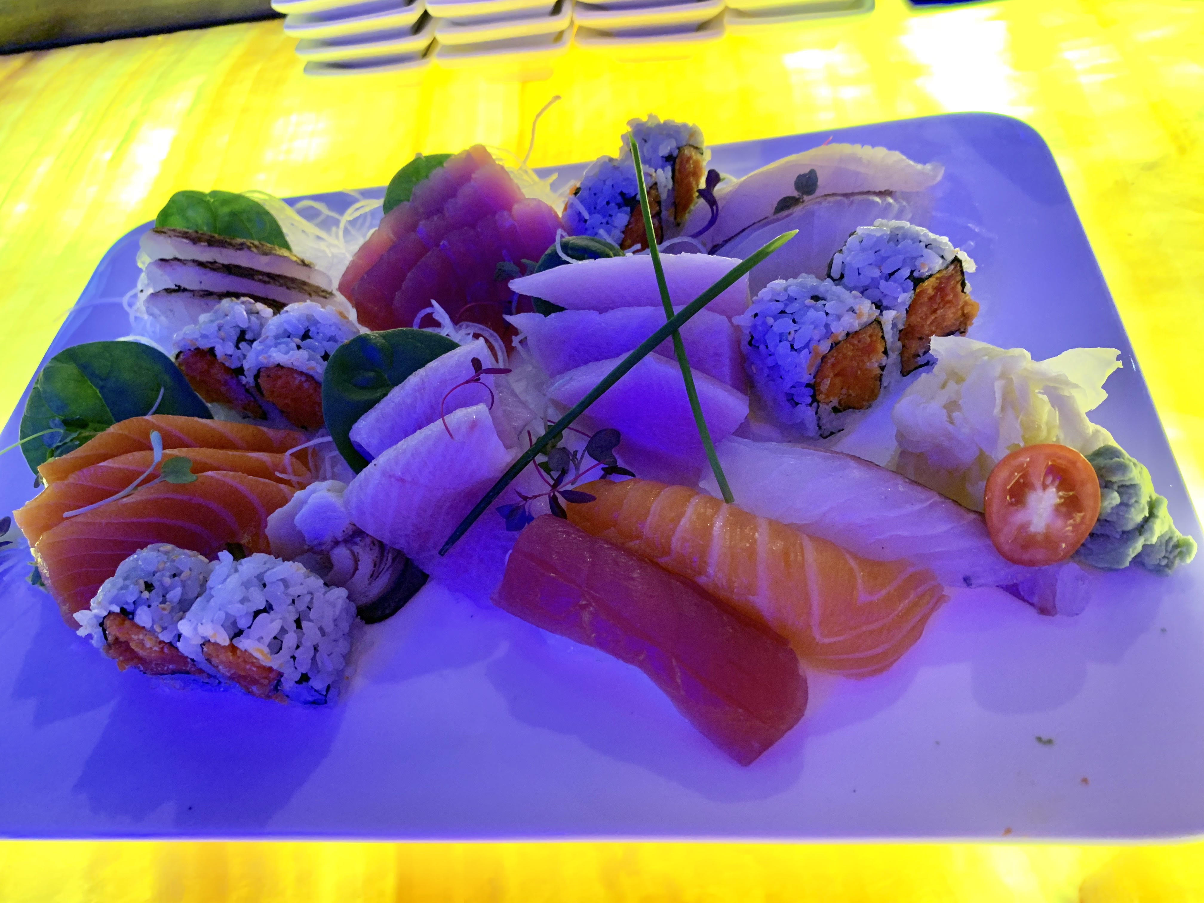 Order Sushi and Sashimi Dinner food online from Kabuto Sushi, Hibachi & Lounge store, East norriton on bringmethat.com