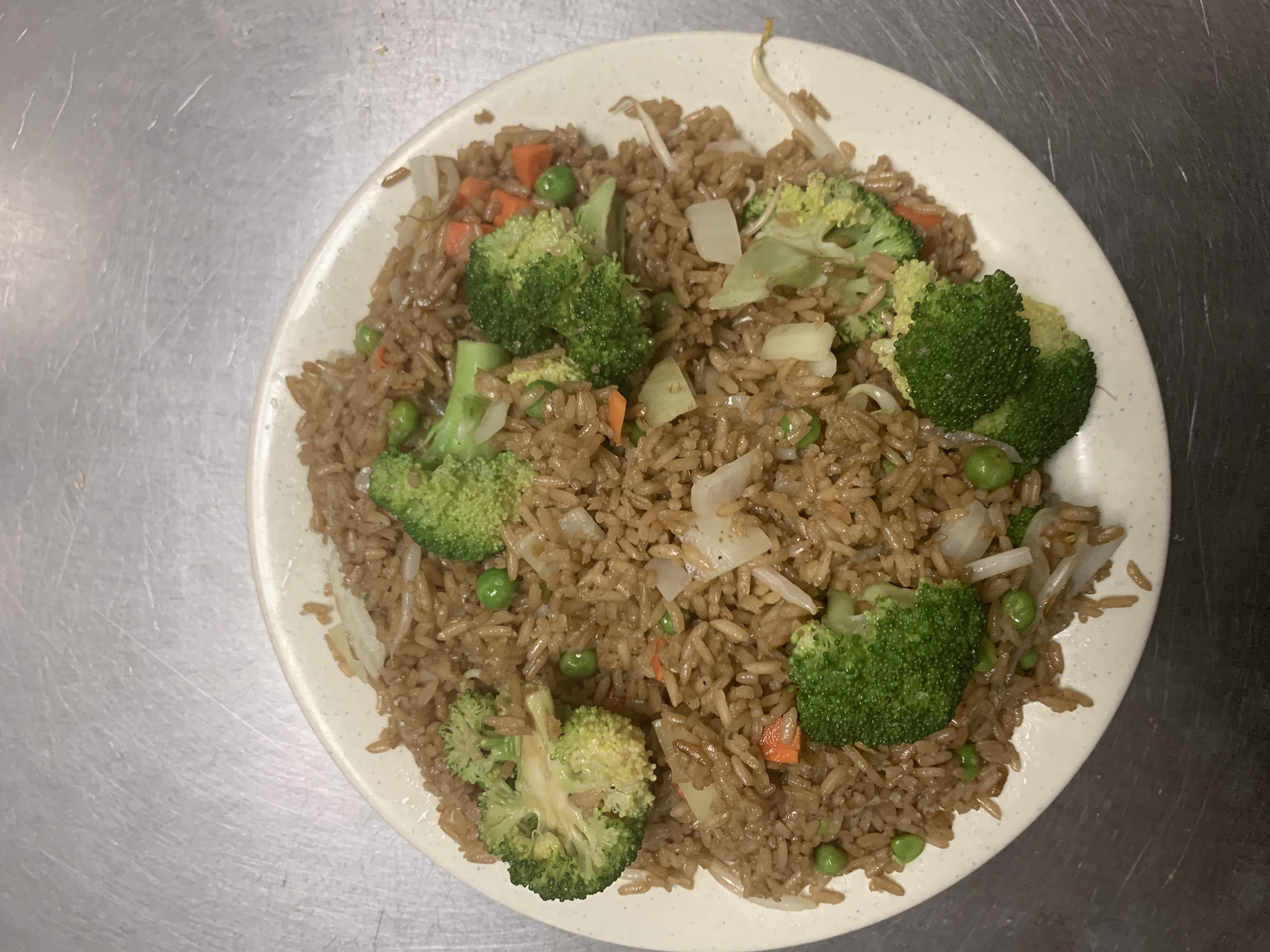 Order 25. Vegetable Fried Rice Large food online from China Buffet store, Methuen on bringmethat.com