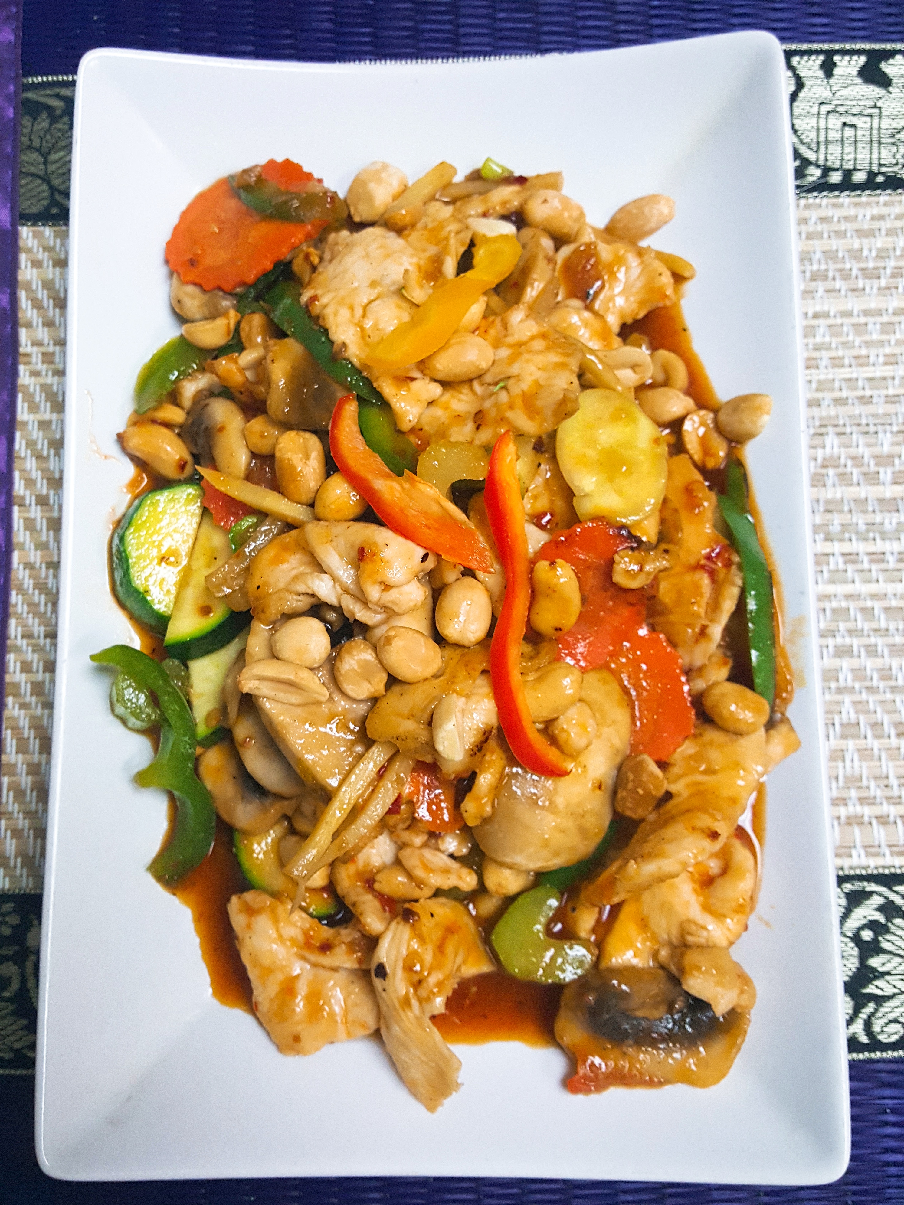 Order Kung Pao food online from Kaow Thai Cuisine store, Beaverton on bringmethat.com