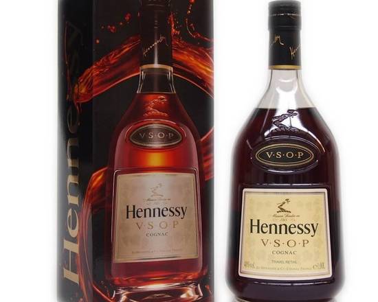 Order Hennessy, VSOP Privilège Cognac · 1 L food online from House Of Wine store, New Rochelle on bringmethat.com