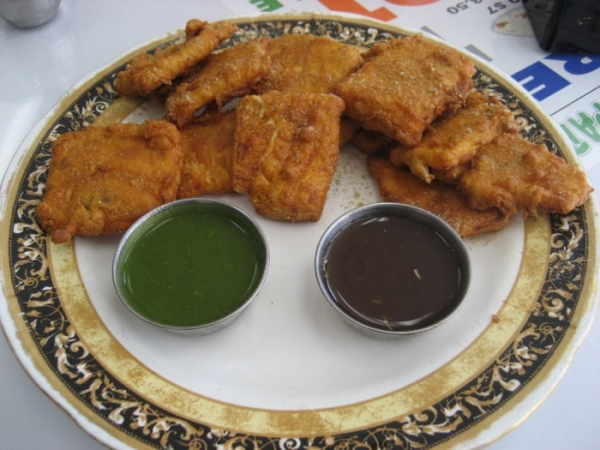 Order Paneer Pakora food online from Chaat Paradise store, Mountain View on bringmethat.com