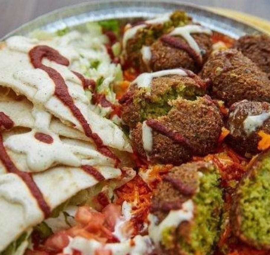 Order Falafel Platter - NY Style Halal Platters food online from Junior's Pizza & Subs II store, Boonton on bringmethat.com