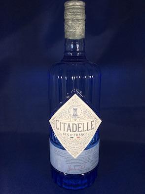 Order Citadelle Gin 1L.  food online from Tap & Bottle Westbound store, Tucson on bringmethat.com