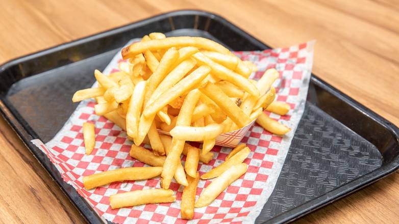 Order French Fries food online from Michael's Grill and Salad Bar store, Highland Park on bringmethat.com