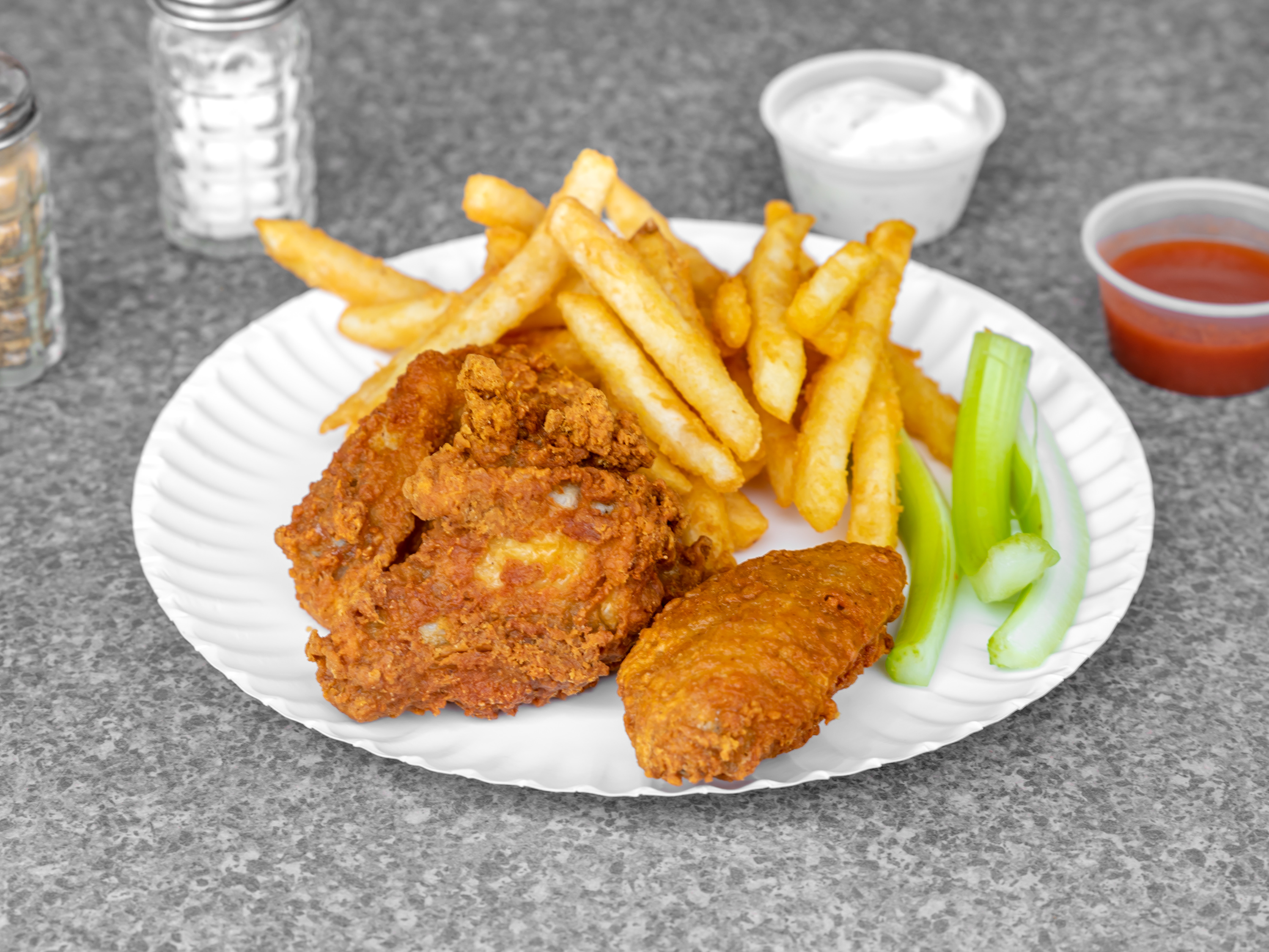 Order Boneless Wings food online from Broadway Pizza store, New Haven on bringmethat.com