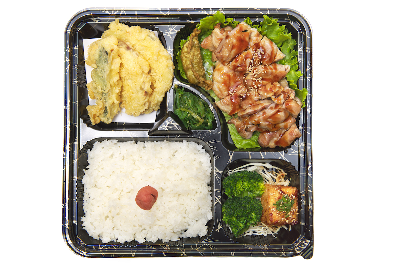 Order Teriyaki Chicken Bento food online from Teishokuya Of Tokyo store, Los Angeles on bringmethat.com
