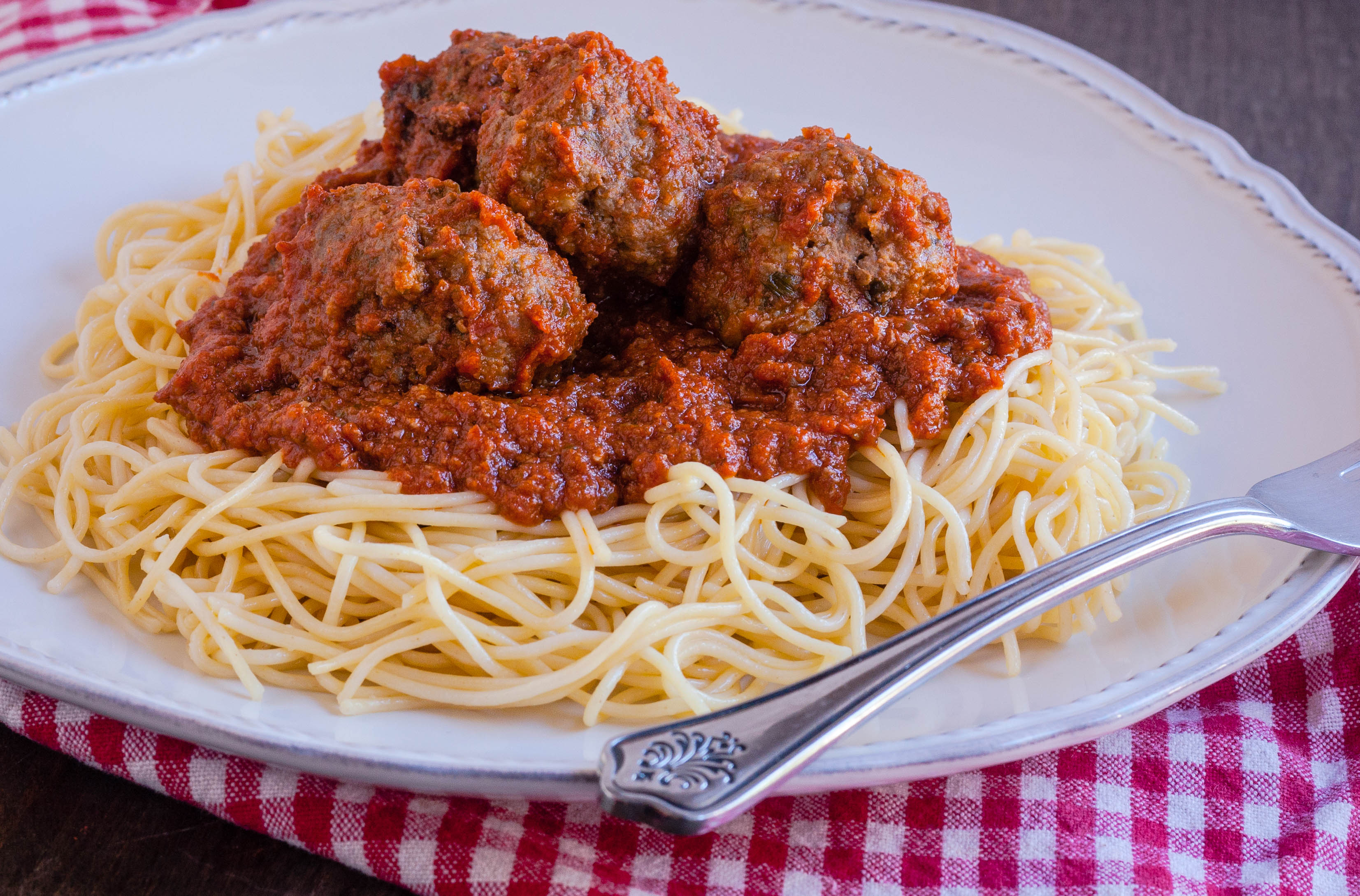 Order Pasta with Meatballs food online from Buonos Pizza store, Gilbert on bringmethat.com