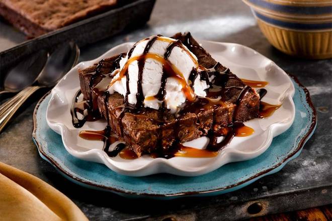 Order Brownie Lover's Sundae for Two food online from O'charley store, Springfield on bringmethat.com
