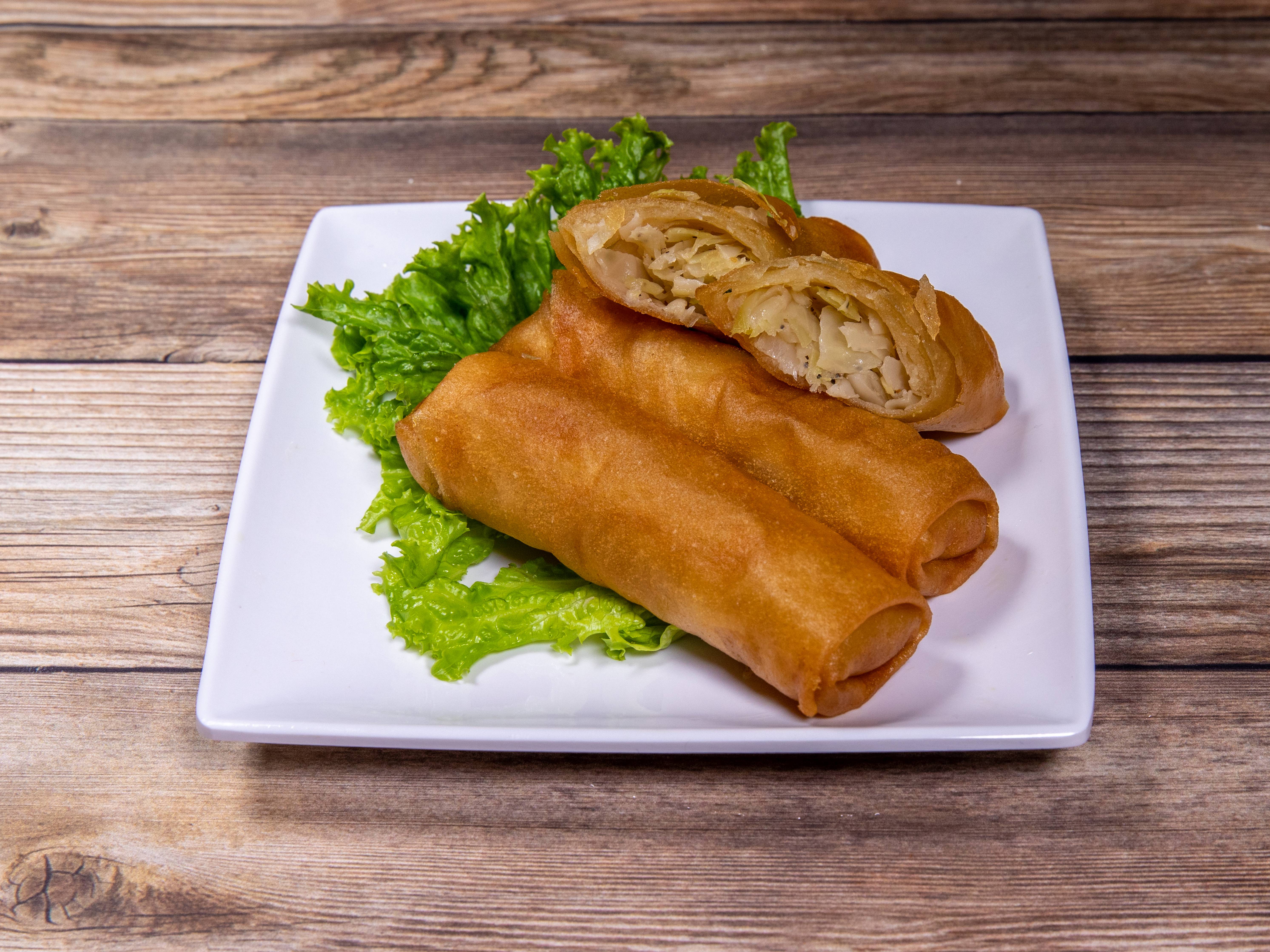 Order 1 Vegetable Egg Roll  food online from Uncle Chen's Chinese Restaurant store, Euless on bringmethat.com