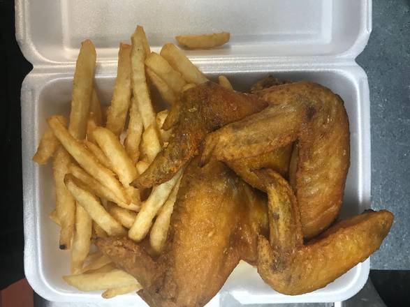 Order Chicken Wing with French Fries food online from China Pavilion store, Rio Grande on bringmethat.com