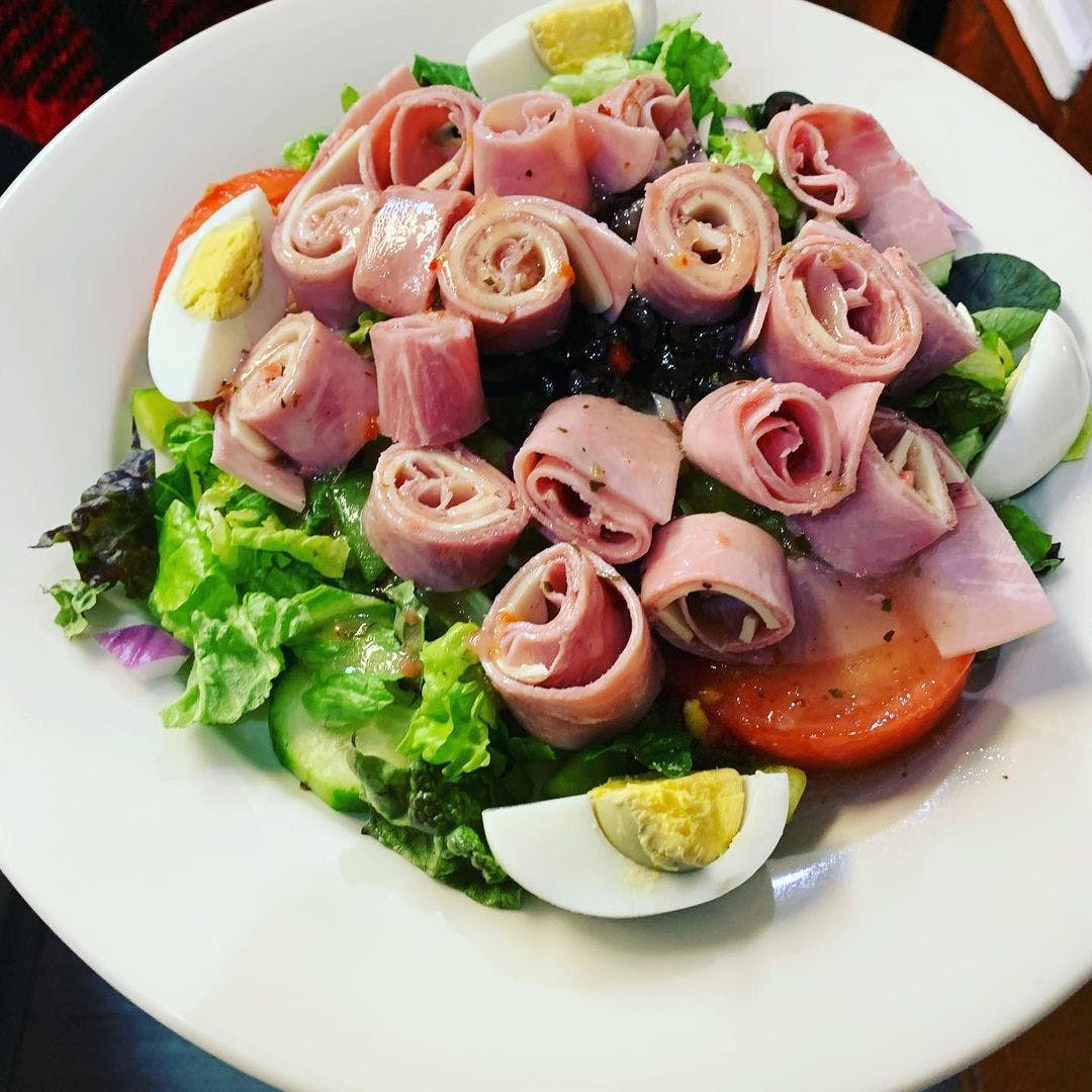 Order Cold Antipasto Salad - Small food online from Sinapi Pizzeria store, Brewster on bringmethat.com