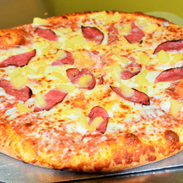 Order Hawaiian Pizza food online from Big Daddy's Pizza store, Littleton on bringmethat.com