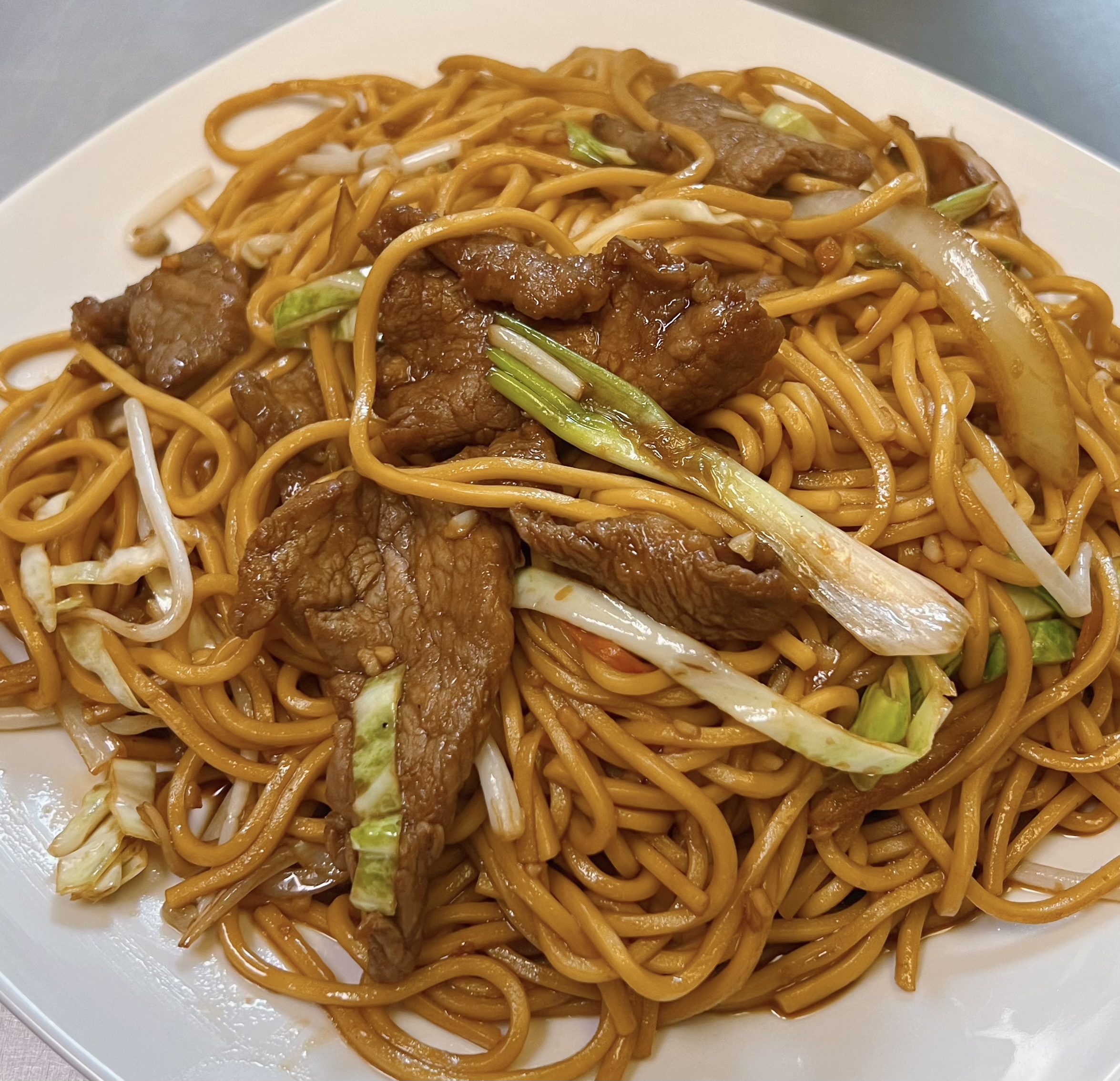 Order Beef Lo Mein food online from Hunan Express store, Ballwin on bringmethat.com