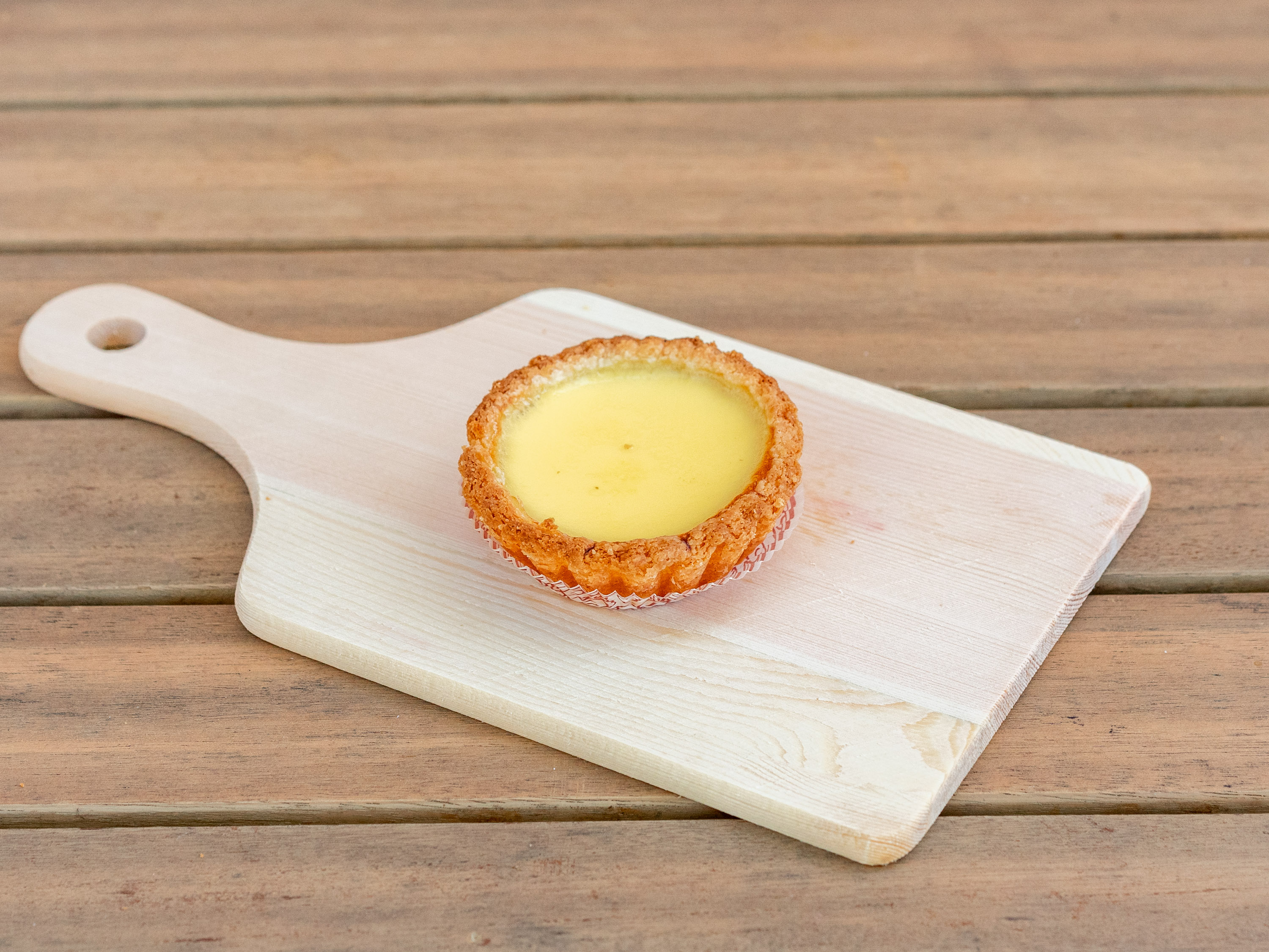 Order Hong Kong Style Egg Tarts (2pc) 港式酥皮蛋撻 food online from Kee Wah Bakery store, Dublin on bringmethat.com