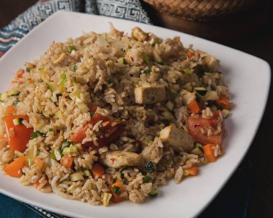 Order Garlic Fried Rice food online from Thai Spoons store, Sunnyvale on bringmethat.com